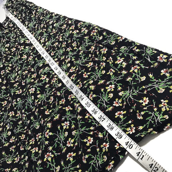 TOPSHOP Busy Garden Ruffle Cold Shoulder WrapDress - Picture 8 of 8